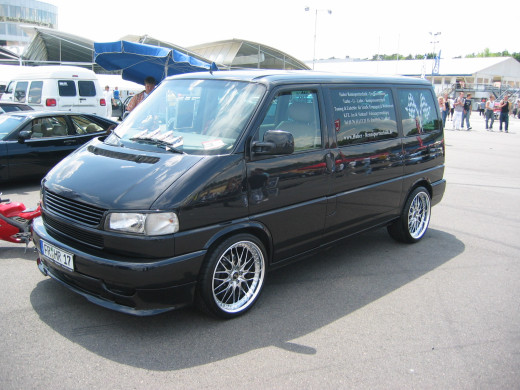 58586 (a): :1600x1200